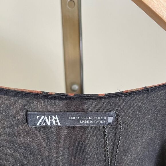 Zara Leopard Print Long Sleeve Ruched Wrap Mini Dress Size M Bodycon - Picture 3 of 7